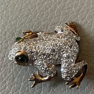KENNETH JAY LANE VINTAGE RHIGNSTONE FROG BROOCH/PIN
